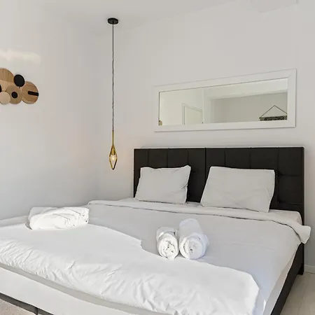 Mohost Harmony - Center