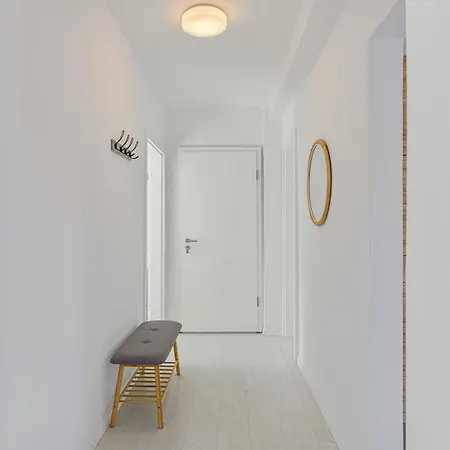 Mohost Harmony - Center